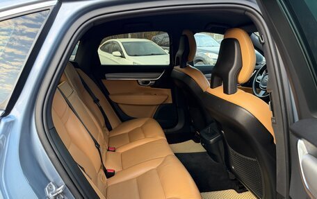Volvo S90 II рестайлинг, 2017 год, 1 900 000 рублей, 25 фотография