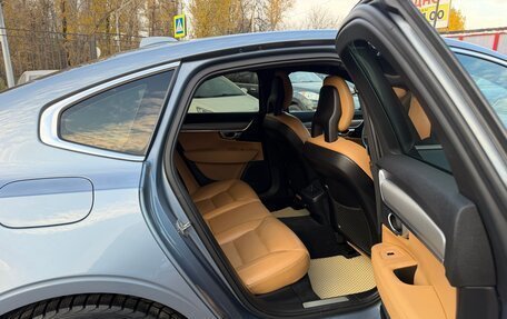 Volvo S90 II рестайлинг, 2017 год, 1 900 000 рублей, 24 фотография