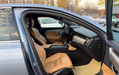 Volvo S90 II рестайлинг, 2017 год, 1 900 000 рублей, 26 фотография
