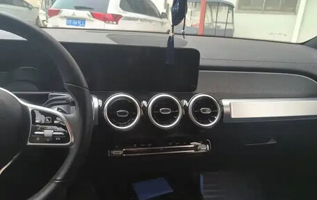 Mercedes-Benz GLB, 2021 год, 1 913 000 рублей, 14 фотография