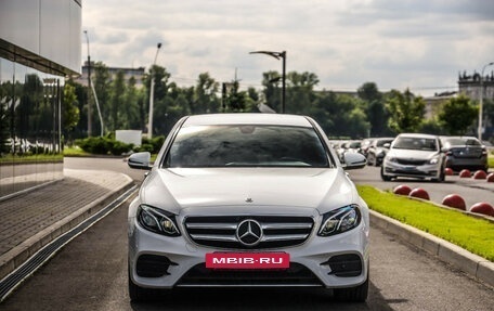 Mercedes-Benz E-Класс, 2018 год, 3 589 000 рублей, 4 фотография