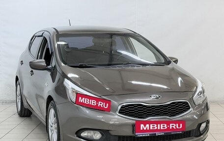 KIA cee'd III, 2013 год, 999 000 рублей, 2 фотография