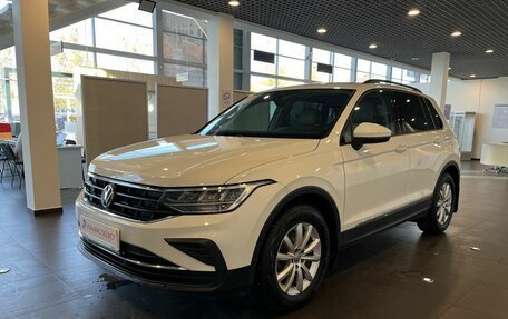 Volkswagen Tiguan II, 2020 год, 3 140 000 рублей, 7 фотография