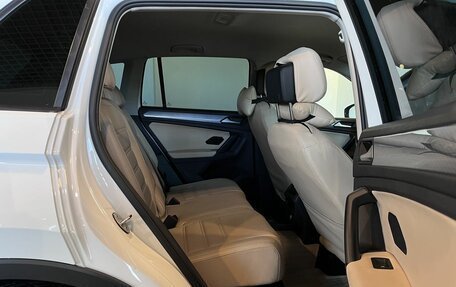 Volkswagen Tiguan II, 2020 год, 3 140 000 рублей, 17 фотография