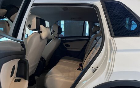 Volkswagen Tiguan II, 2020 год, 3 140 000 рублей, 25 фотография