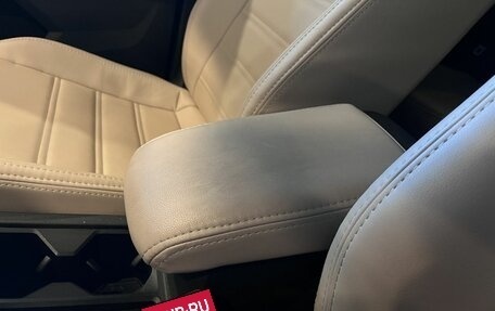 Volkswagen Tiguan II, 2020 год, 3 140 000 рублей, 33 фотография