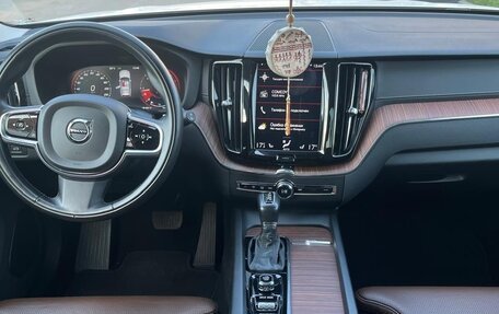 Volvo XC60 II, 2018 год, 3 700 000 рублей, 5 фотография
