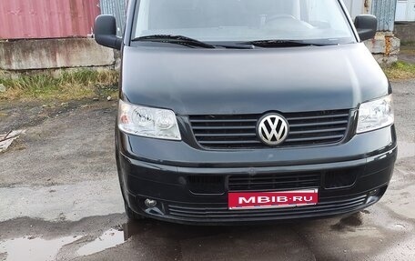 Volkswagen Caravelle T5, 2007 год, 1 290 000 рублей, 1 фотография