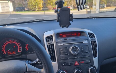 KIA cee'd I рестайлинг, 2010 год, 750 000 рублей, 7 фотография