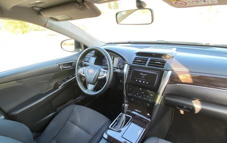 Toyota Camry, 2016 год, 1 880 000 рублей, 8 фотография