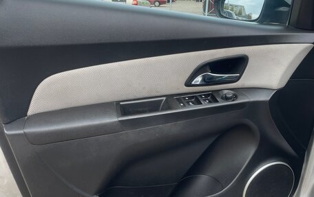 Chevrolet Cruze II, 2012 год, 600 000 рублей, 13 фотография