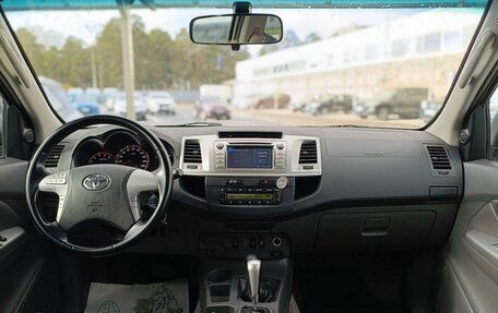 Toyota Hilux VII, 2013 год, 2 700 000 рублей, 7 фотография