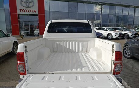 Toyota Hilux VII, 2013 год, 2 700 000 рублей, 15 фотография
