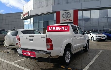 Toyota Hilux VII, 2013 год, 2 700 000 рублей, 16 фотография