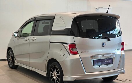 Honda Freed I, 2014 год, 1 189 000 рублей, 7 фотография