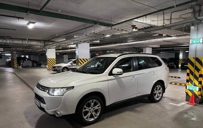 Mitsubishi Outlander III рестайлинг 3, 2013 год, 1 200 000 рублей, 1 фотография