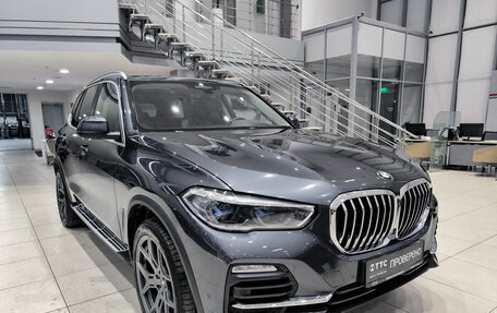 BMW X5, 2020 год, 6 300 000 рублей, 3 фотография