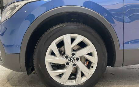 Volkswagen Tiguan II, 2021 год, 2 695 000 рублей, 9 фотография