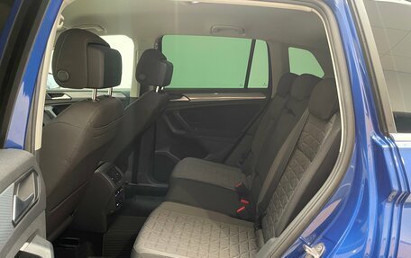 Volkswagen Tiguan II, 2021 год, 2 695 000 рублей, 22 фотография