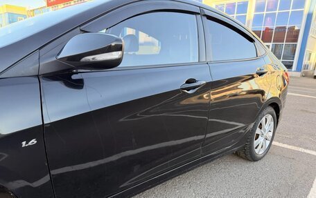 Hyundai Solaris II рестайлинг, 2011 год, 690 000 рублей, 3 фотография