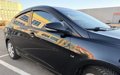 Hyundai Solaris II рестайлинг, 2011 год, 690 000 рублей, 5 фотография