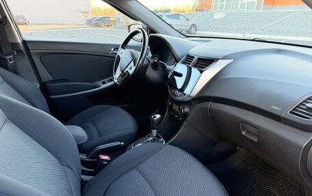 Hyundai Solaris II рестайлинг, 2011 год, 690 000 рублей, 18 фотография