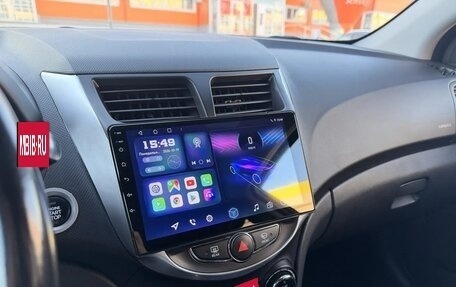 Hyundai Solaris II рестайлинг, 2011 год, 690 000 рублей, 14 фотография