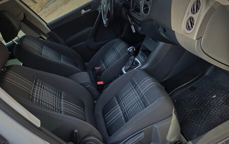 Volkswagen Tiguan I, 2015 год, 2 300 000 рублей, 18 фотография