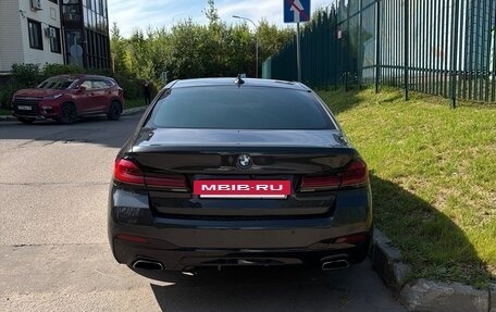 BMW 5 серия, 2020 год, 2 950 000 рублей, 3 фотография