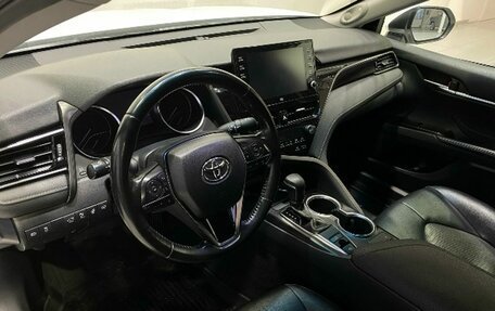 Toyota Camry, 2021 год, 3 549 900 рублей, 13 фотография
