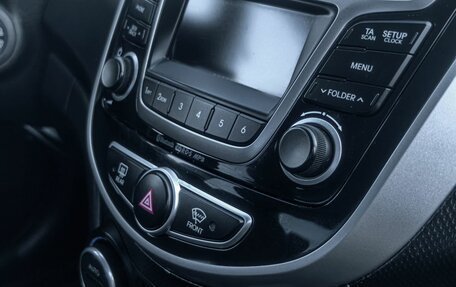 Hyundai Solaris II рестайлинг, 2015 год, 1 179 900 рублей, 27 фотография