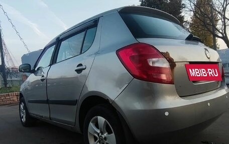 Skoda Fabia II, 2011 год, 280 000 рублей, 2 фотография
