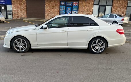 Mercedes-Benz E-Класс, 2011 год, 1 450 000 рублей, 2 фотография