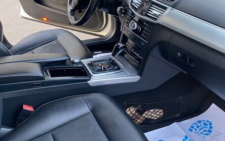 Mercedes-Benz E-Класс, 2011 год, 1 450 000 рублей, 15 фотография