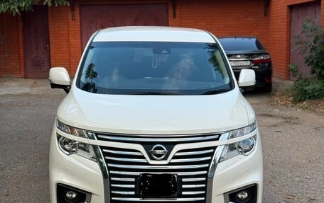 Nissan Elgrand III, 2019 год, 3 300 000 рублей, 10 фотография