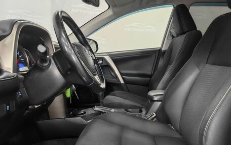 Toyota RAV4, 2013 год, 1 999 000 рублей, 17 фотография