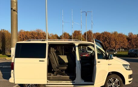 Volkswagen Caravelle T6 рестайлинг, 2017 год, 2 275 000 рублей, 5 фотография