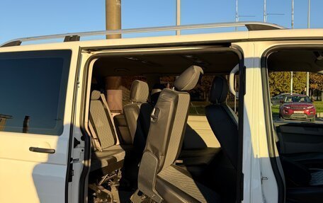 Volkswagen Caravelle T6 рестайлинг, 2017 год, 2 275 000 рублей, 14 фотография