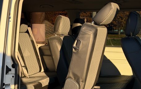 Volkswagen Caravelle T6 рестайлинг, 2017 год, 2 275 000 рублей, 15 фотография