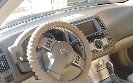 Infiniti FX I, 2006 год, 900 000 рублей, 7 фотография