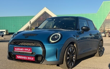 MINI Hatch, 2021 год, 2 990 000 рублей, 1 фотография