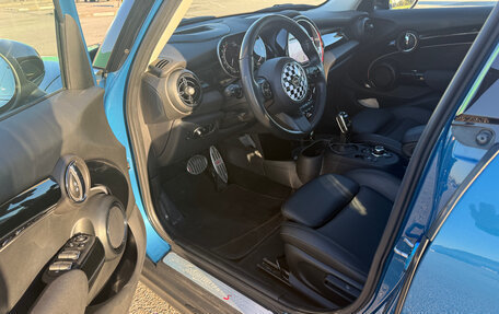 MINI Hatch, 2021 год, 2 990 000 рублей, 6 фотография