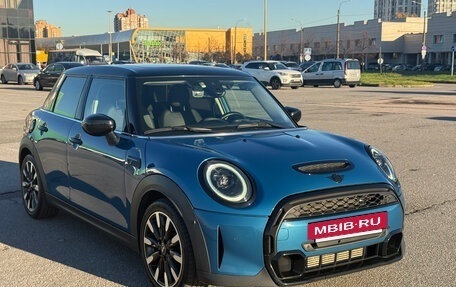 MINI Hatch, 2021 год, 2 990 000 рублей, 2 фотография