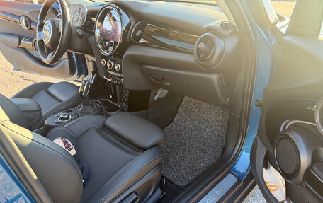 MINI Hatch, 2021 год, 2 990 000 рублей, 10 фотография