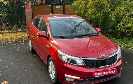 KIA Rio III рестайлинг, 2016 год, 1 035 000 рублей, 3 фотография