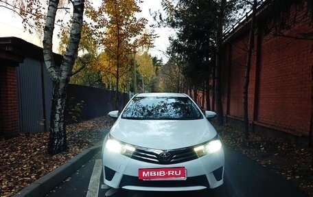 Toyota Corolla, 2013 год, 1 360 000 рублей, 9 фотография