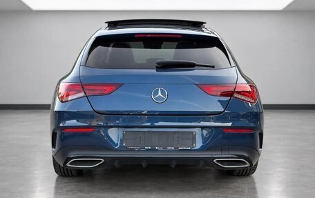 Mercedes-Benz CLA, 2022 год, 2 680 000 рублей, 3 фотография