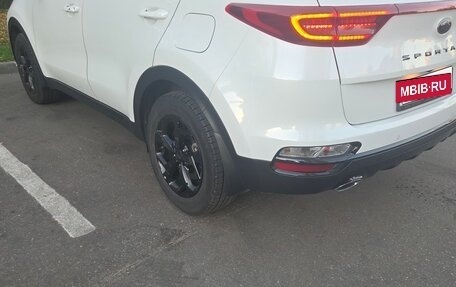 KIA Sportage IV рестайлинг, 2021 год, 3 000 000 рублей, 2 фотография