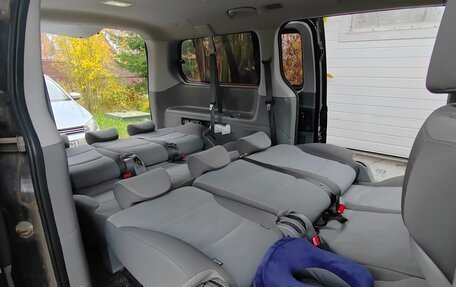 Hyundai H-1 II рестайлинг, 2015 год, 2 500 000 рублей, 8 фотография