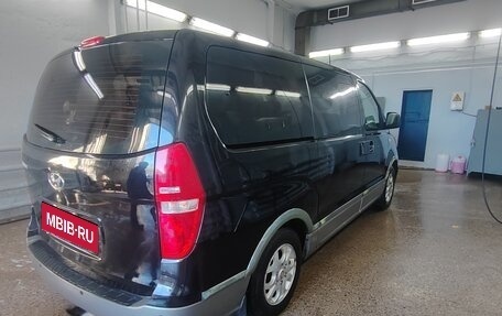 Hyundai H-1 II рестайлинг, 2015 год, 2 500 000 рублей, 6 фотография